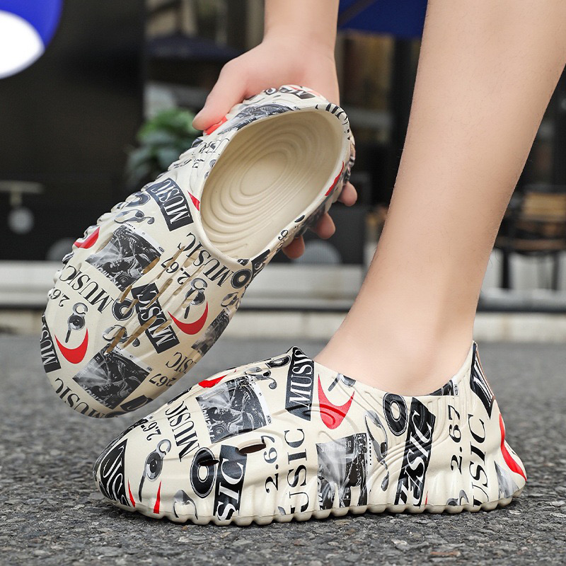 1754471643940071.jpg 雅购特拖鞋