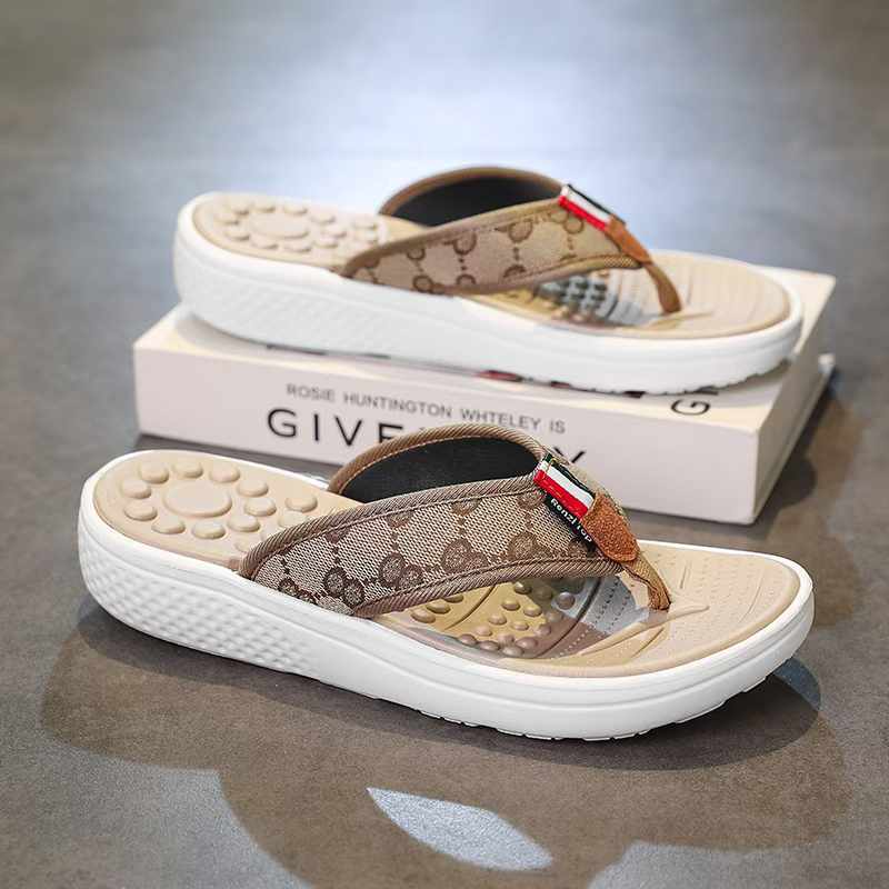 1754537103689162.jpg 雅购特拖鞋