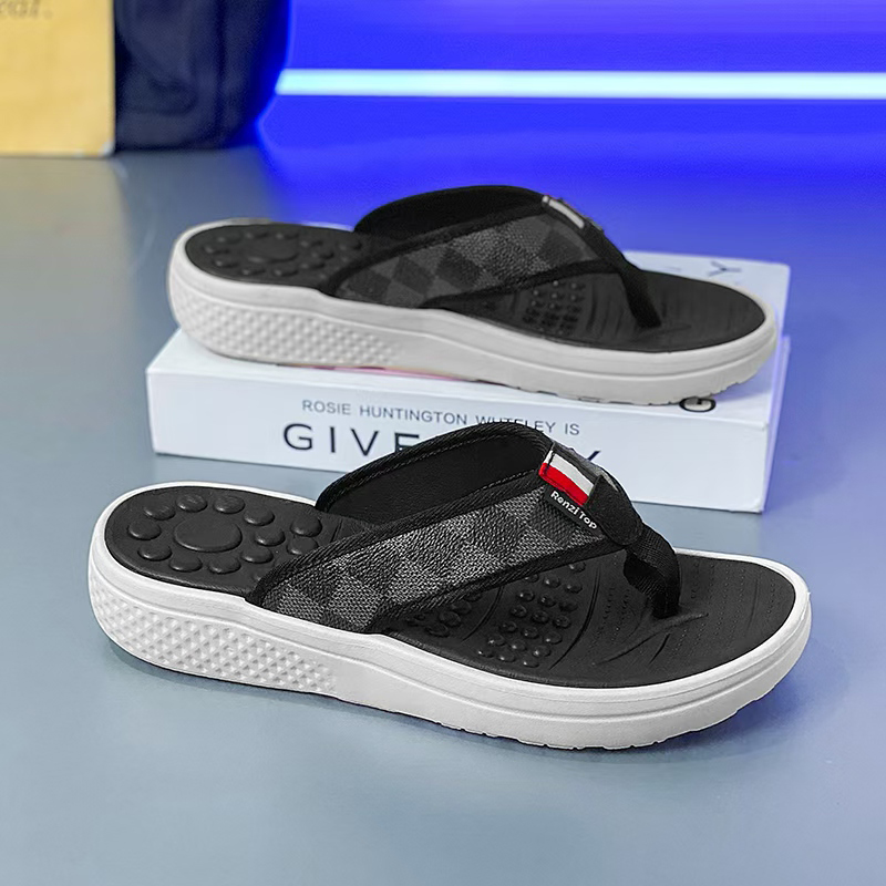 1754537103771475.jpg 雅购特拖鞋