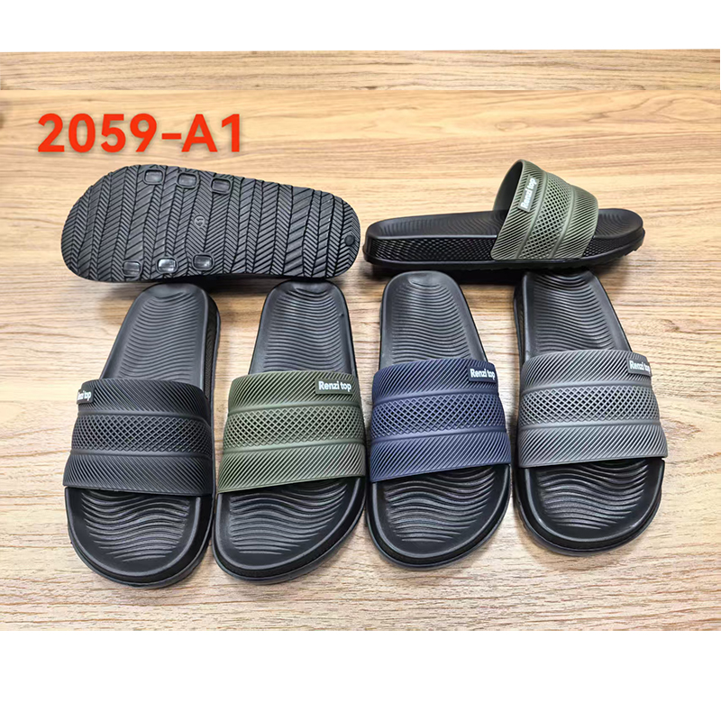 1754555393781970.jpg 雅购特拖鞋