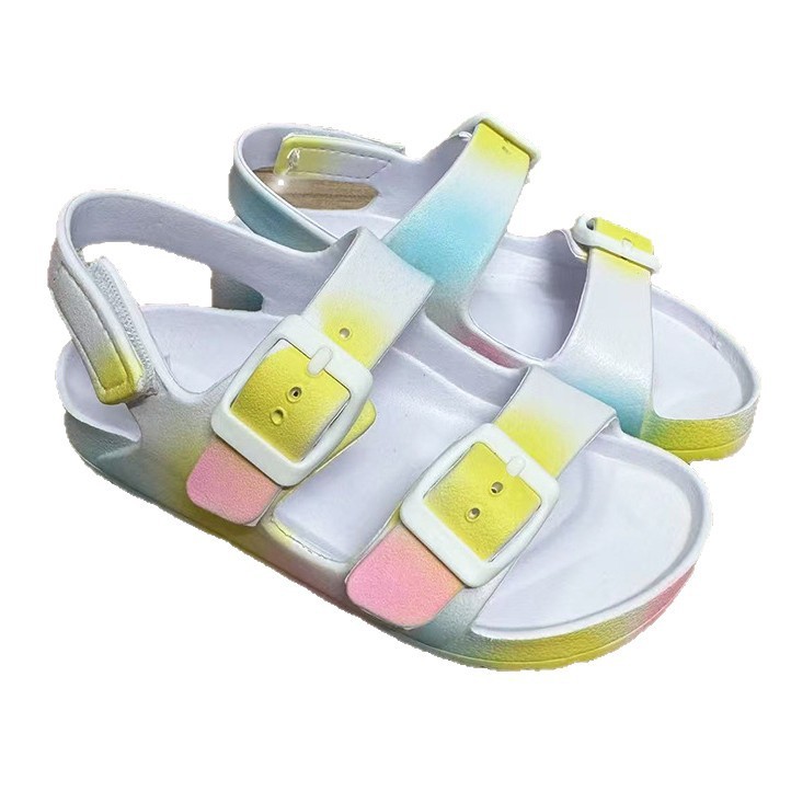 1754614991786380.jpg 雅购特拖鞋