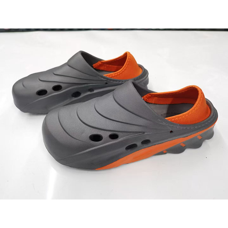 1754624290870130.jpg 雅购特拖鞋