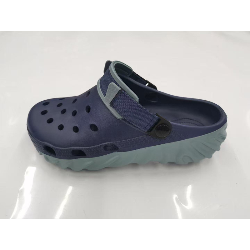 1754633071611975.jpg 雅购特拖鞋