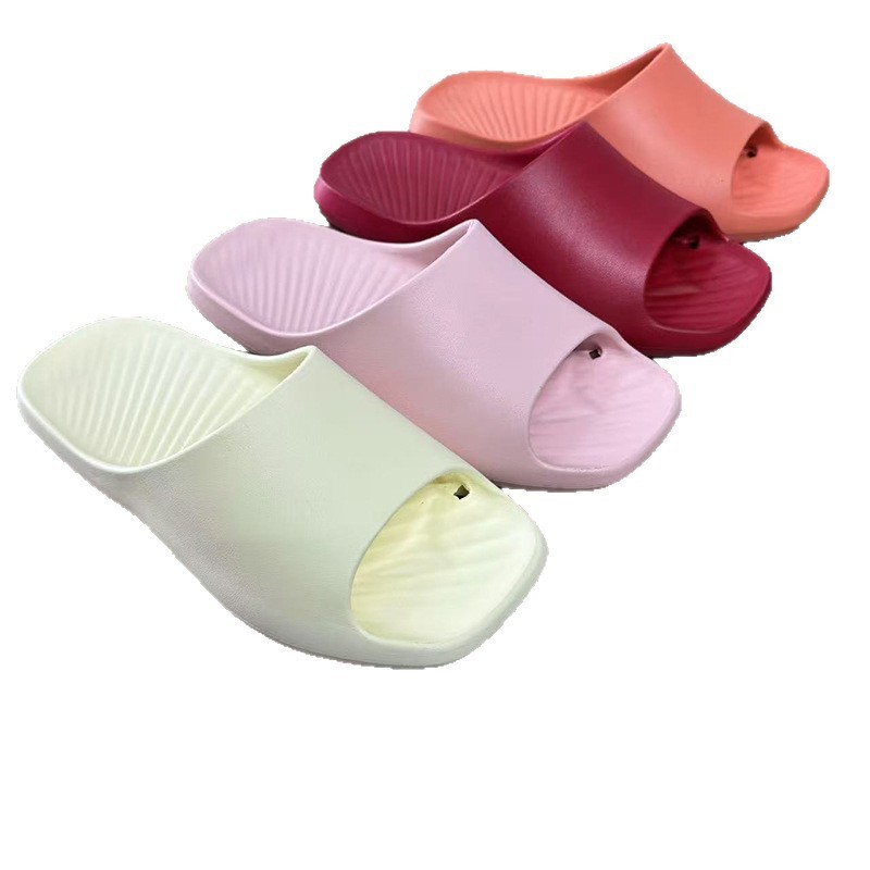 1754641654965818.jpg 雅购特拖鞋