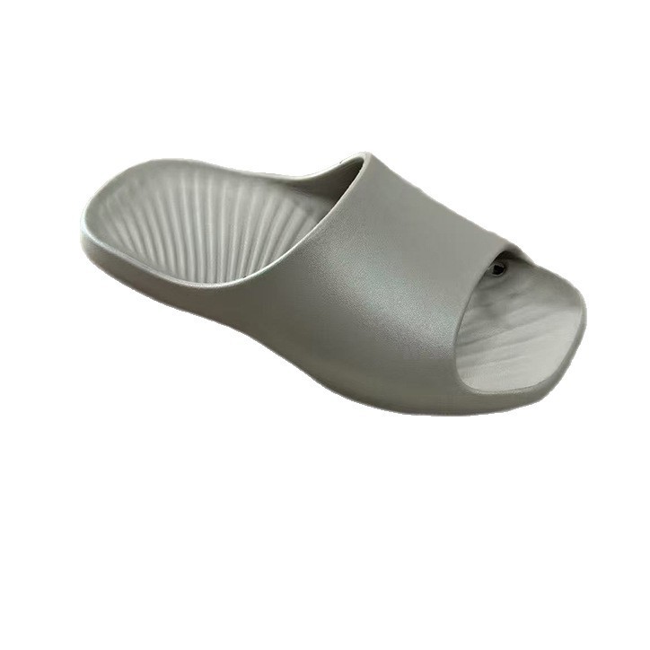 1754641764686686.jpg 雅购特拖鞋