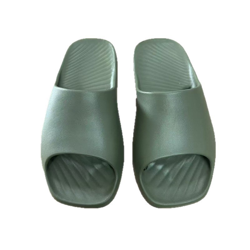 1754641802389336.jpg 雅购特拖鞋