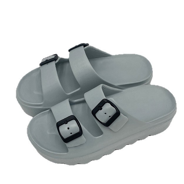 1754706706811690.jpg 雅购特拖鞋