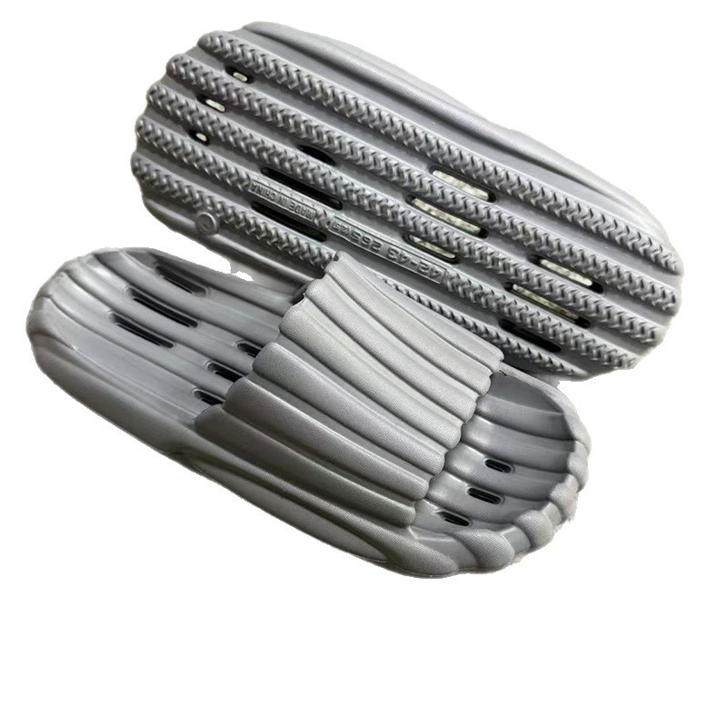 1754731137270270.jpg 雅购特拖鞋