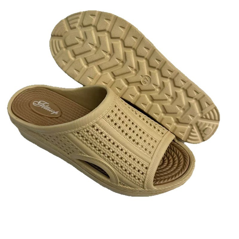 1754734158903195.jpg 雅购特拖鞋