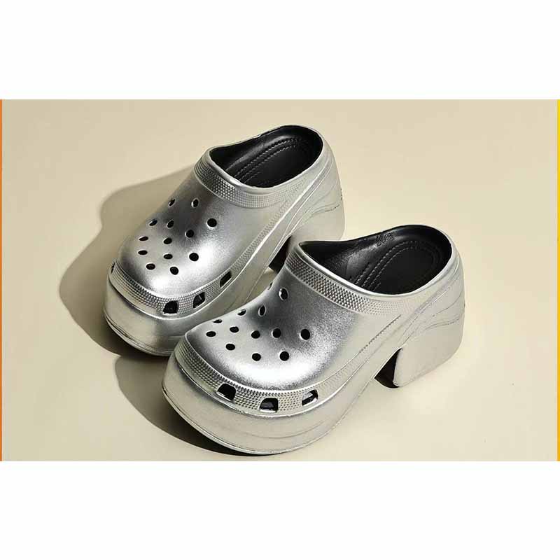 1754961477832930.jpg 雅购特拖鞋