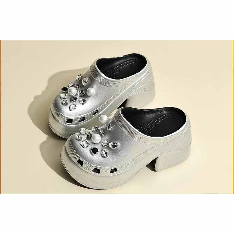 1754961478669300.jpg 雅购特拖鞋