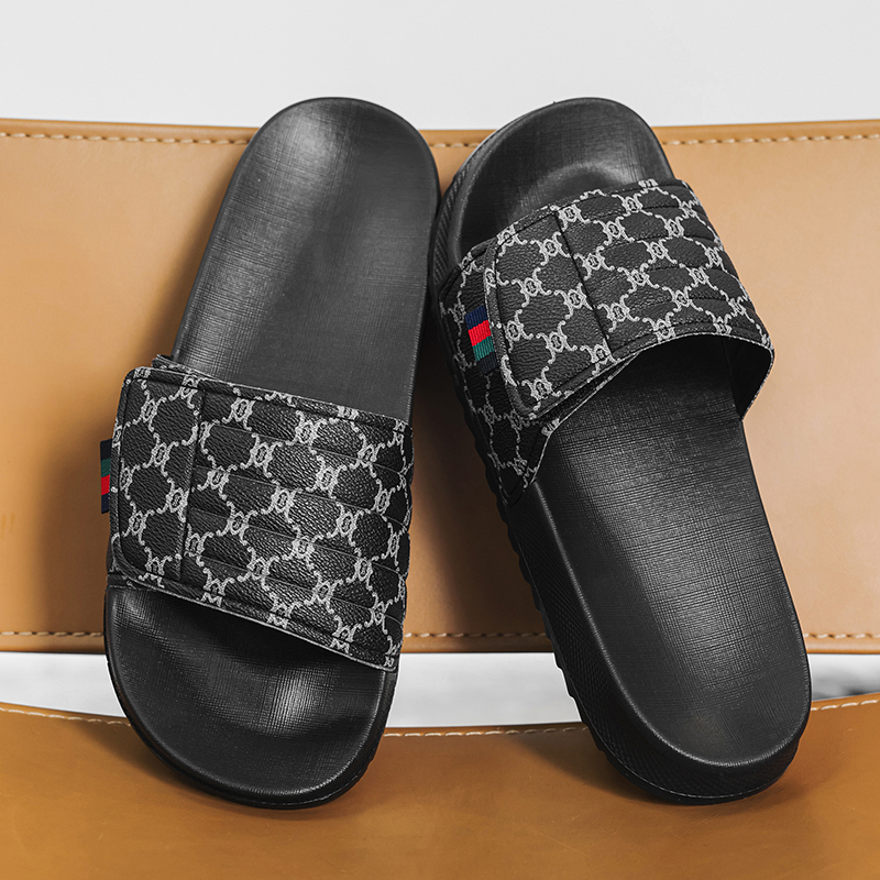 1754988807419017.jpg 雅购特拖鞋