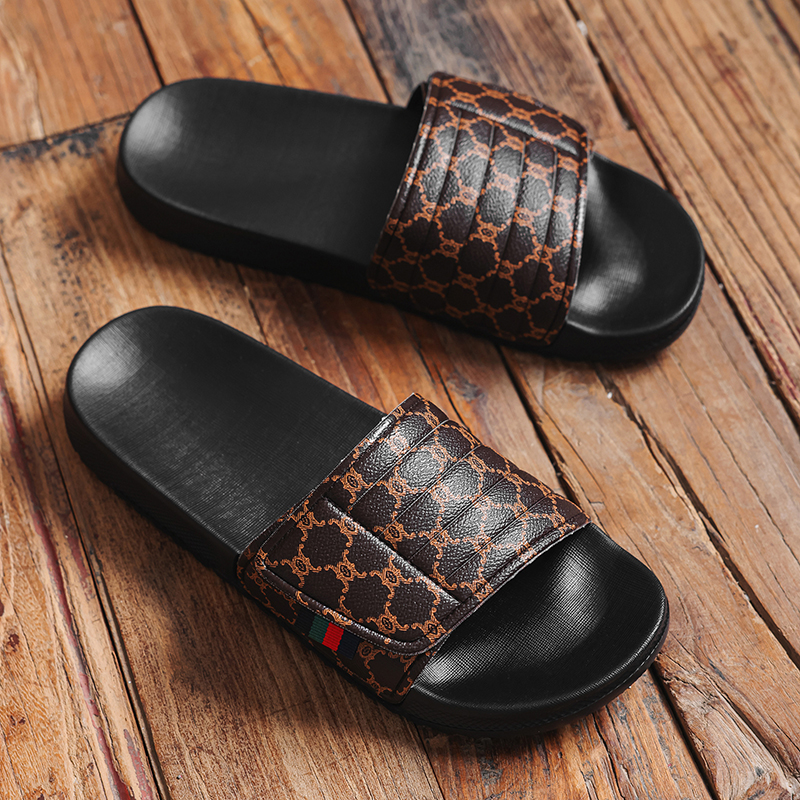 1754988807489452.jpg 雅购特拖鞋