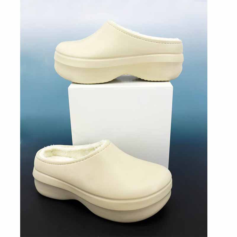 1755046554936233.jpg 雅购特拖鞋