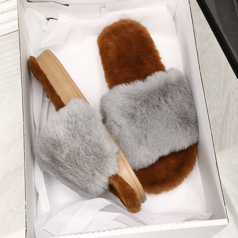 1755057082296756.jpg 雅购特拖鞋