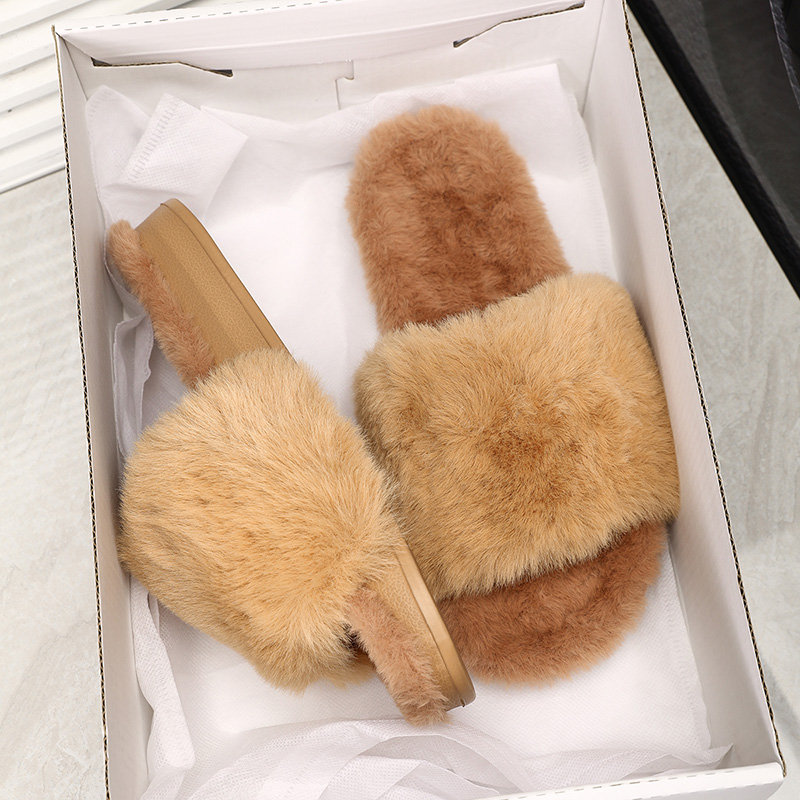 1755057082754573.jpg 雅购特拖鞋