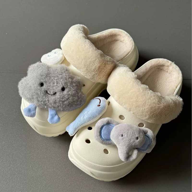 1755063464782582.jpg 雅购特拖鞋