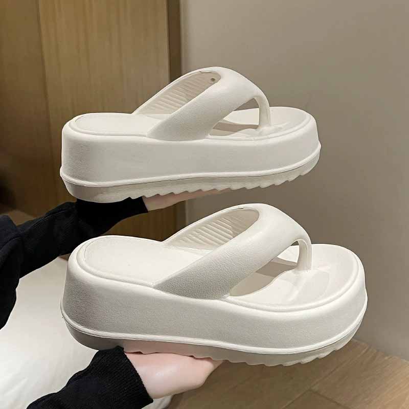 雅购特拖鞋
