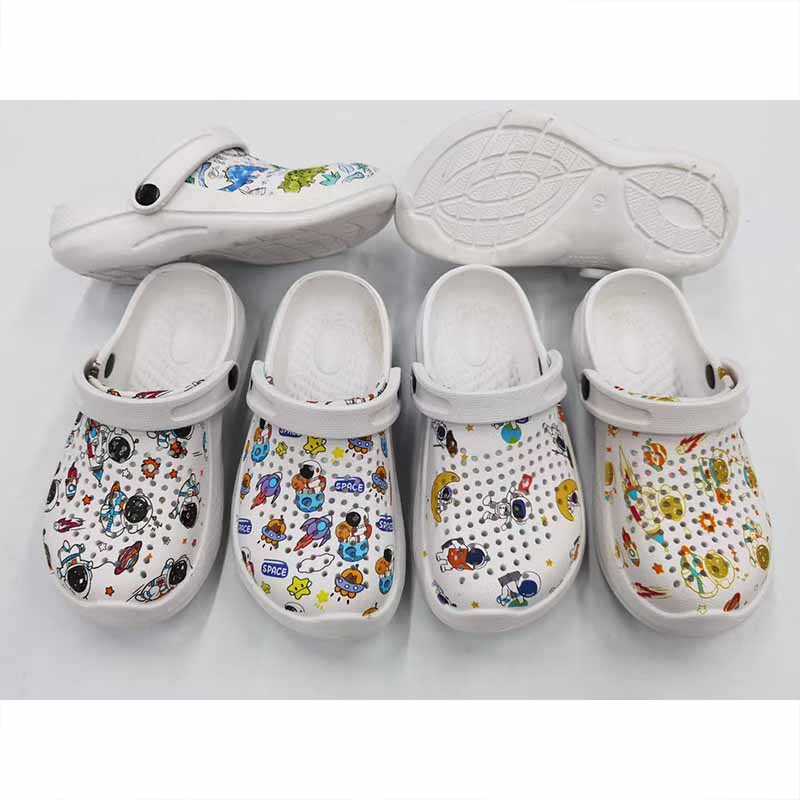 1755069844317592.jpg 雅购特拖鞋