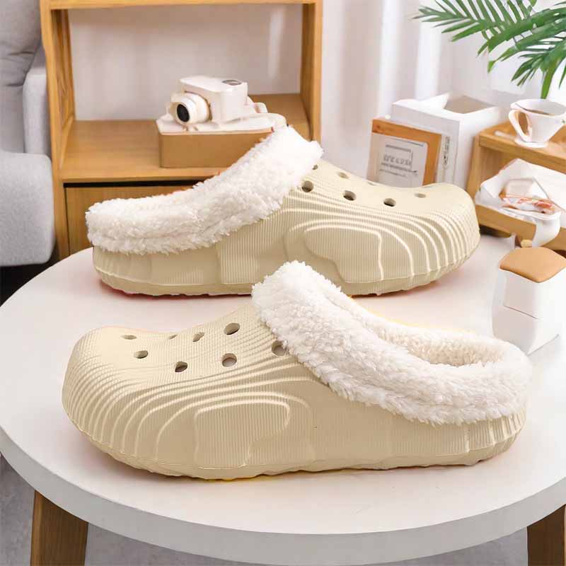 1755072085317057.jpg 雅购特拖鞋