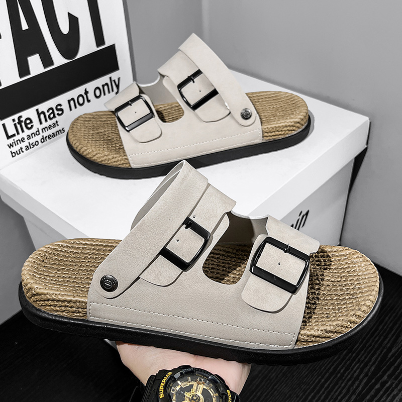 1755072885615480.jpg 雅购特拖鞋