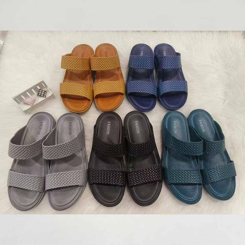 1755074625164583.jpg 雅购特拖鞋