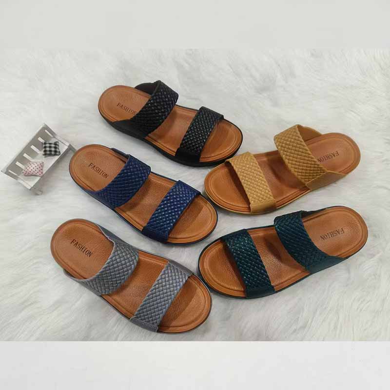 1755074625474476.jpg 雅购特拖鞋