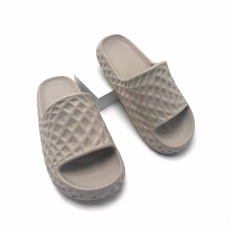 1755223054468994.jpg 雅购特拖鞋