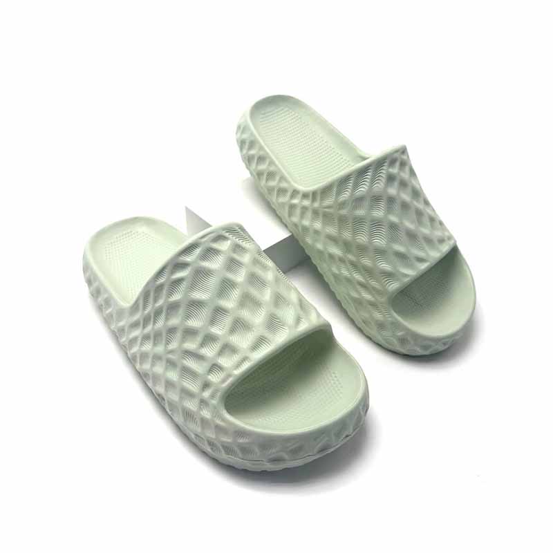 1755223071977168.jpg 雅购特拖鞋