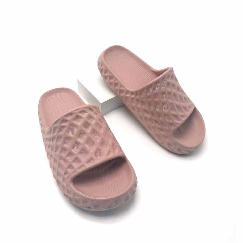 1755223090490389.jpg 雅购特拖鞋