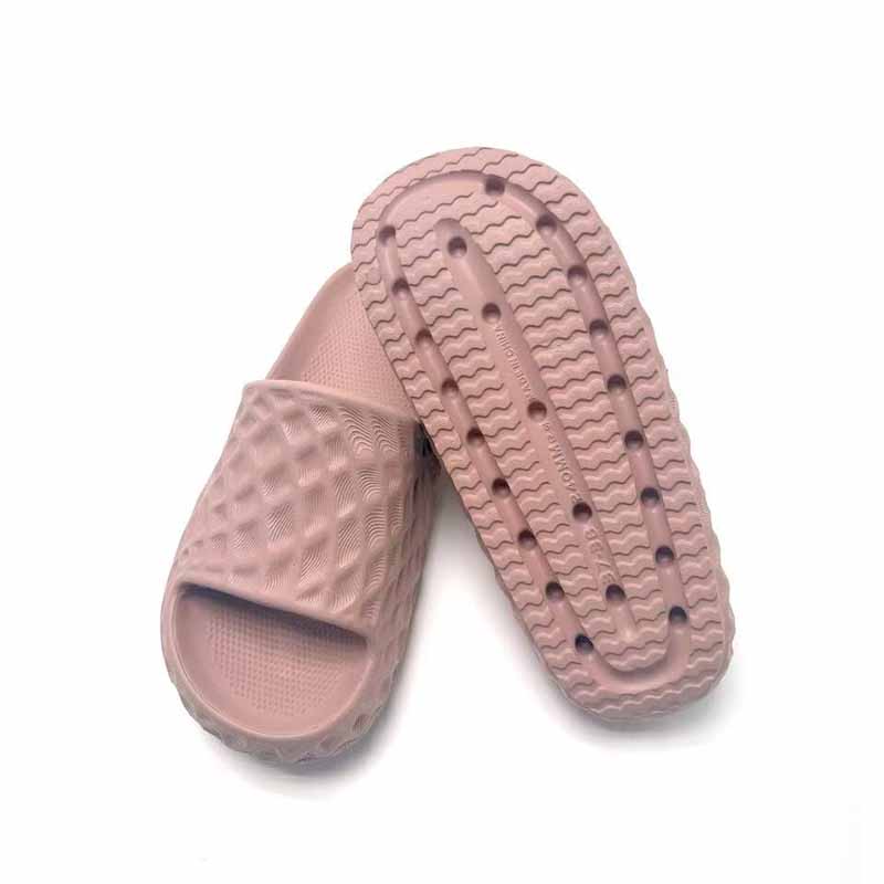 1755223954225800.jpg 雅购特拖鞋