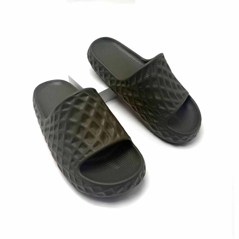 1755223955704631.jpg 雅购特拖鞋