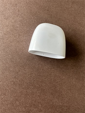 消耗性充电器外壳