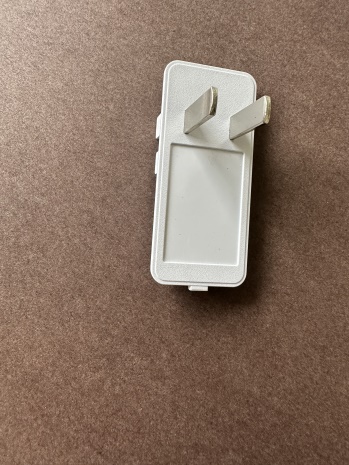 消耗性充电器外壳