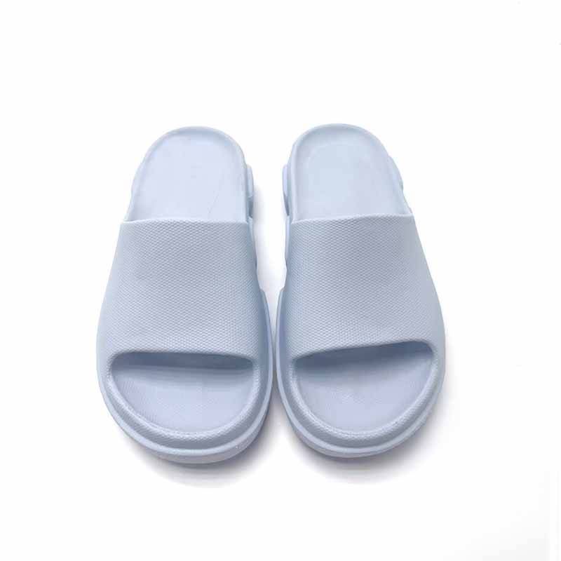 1755396076826779.jpg 雅购特拖鞋