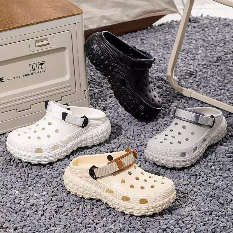 1755482642738993.jpg 雅购特拖鞋