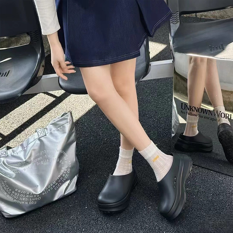 1755488487993229.jpg 雅购特拖鞋