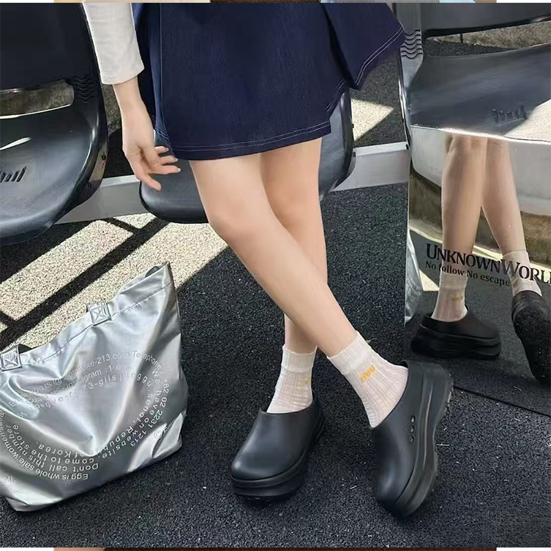 1755488488437183.jpg 雅购特拖鞋