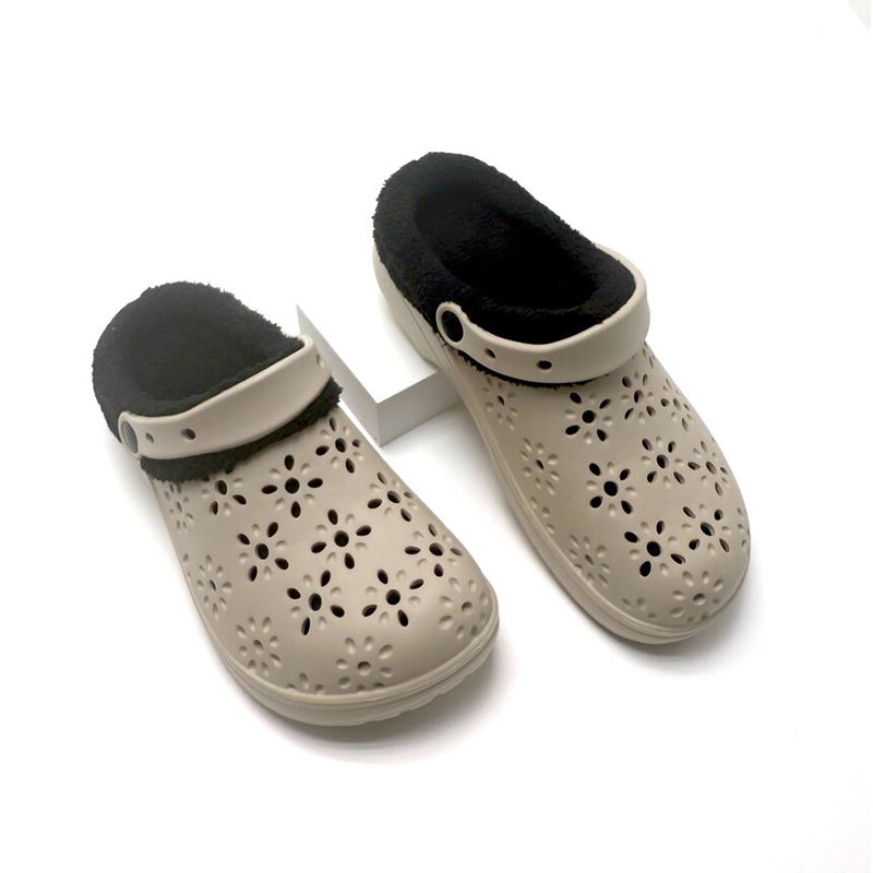 1755568010298271.jpg 雅购特拖鞋