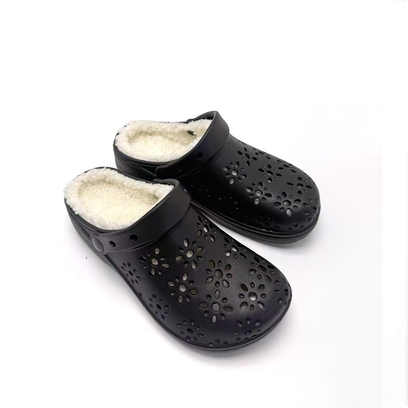 1755568124465721.jpg 雅购特拖鞋