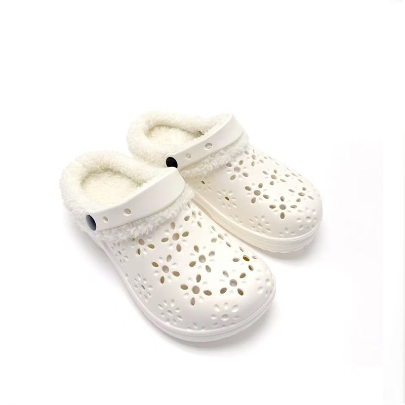 1755568124947942.jpg 雅购特拖鞋