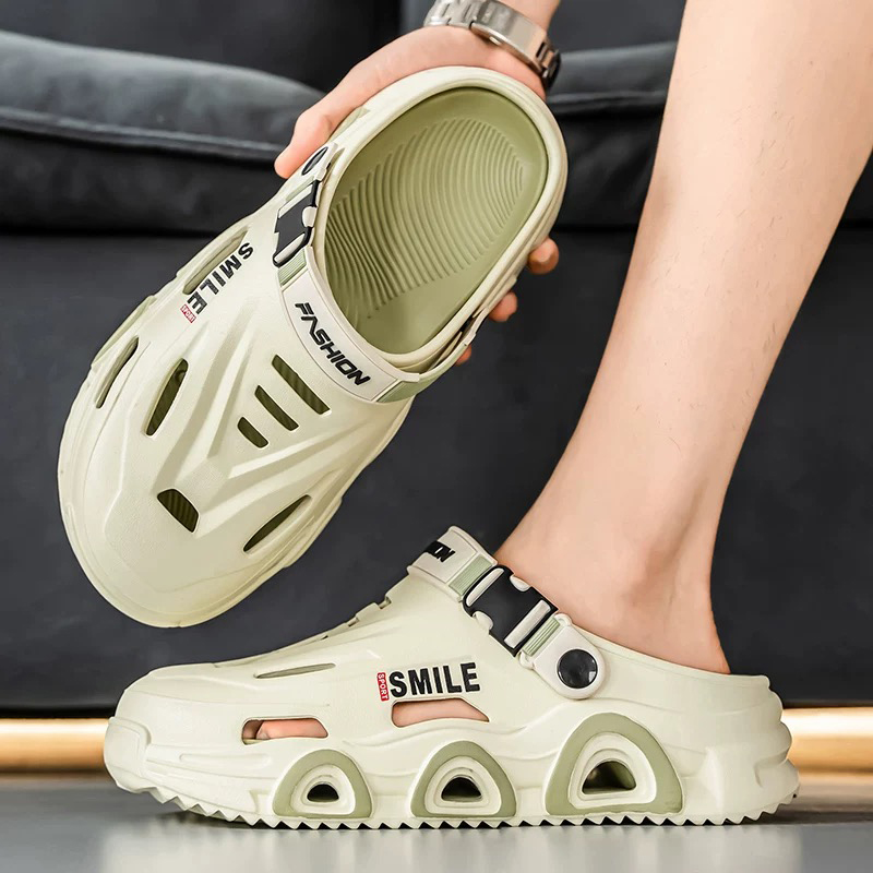 1755585591236712.jpg 雅购特拖鞋