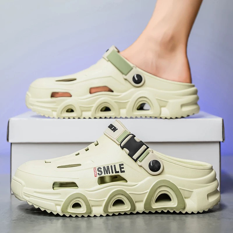 1755585599531549.jpg 雅购特拖鞋