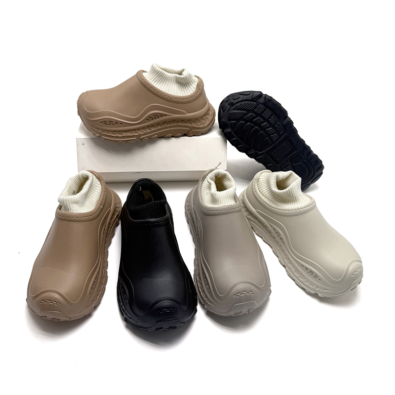 1755594368946713.jpg 雅购特拖鞋