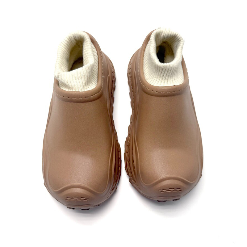 1755594378302332.jpg 雅购特拖鞋