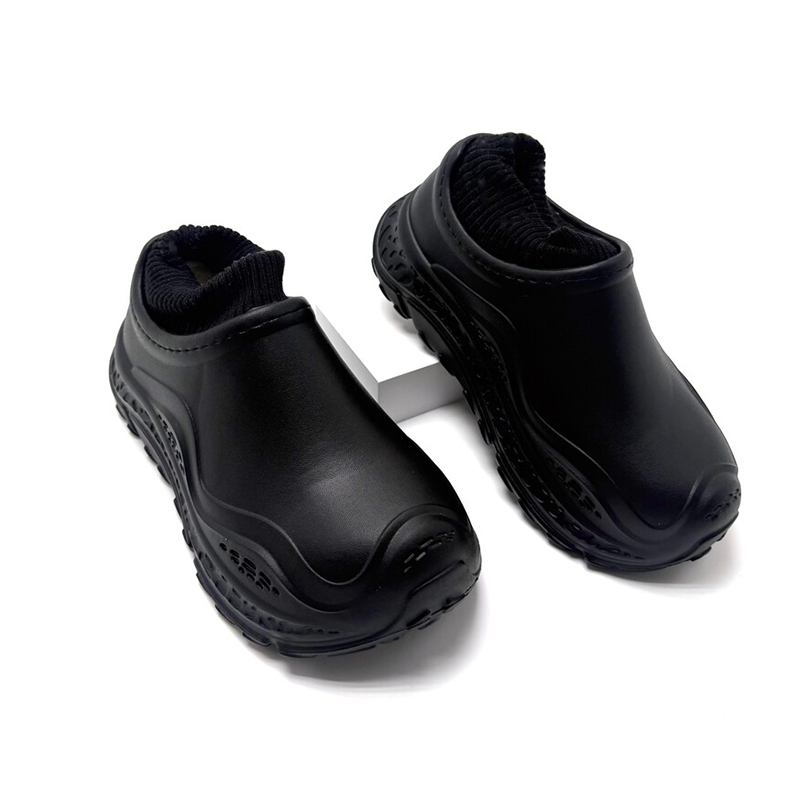 1755594380140807.jpg 雅购特拖鞋