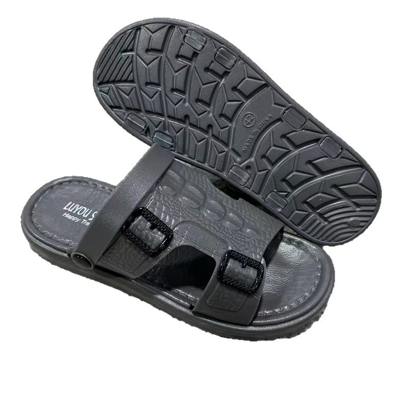 1755671018128895.jpg 雅购特拖鞋