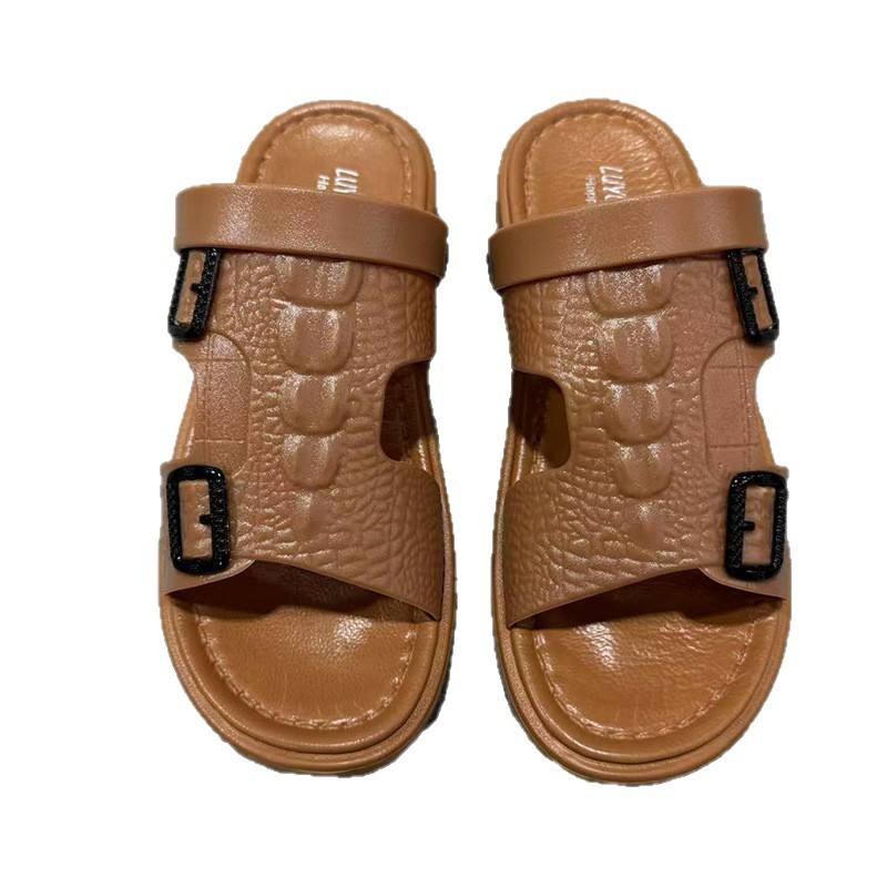 1755671018486567.jpg 雅购特拖鞋