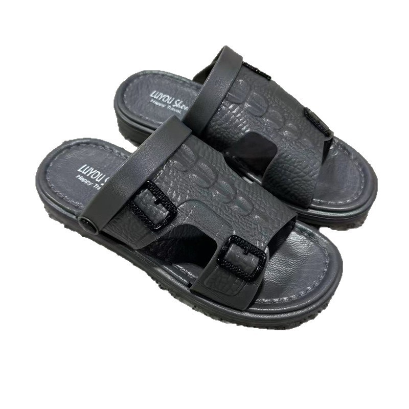 1755671018828183.jpg 雅购特拖鞋