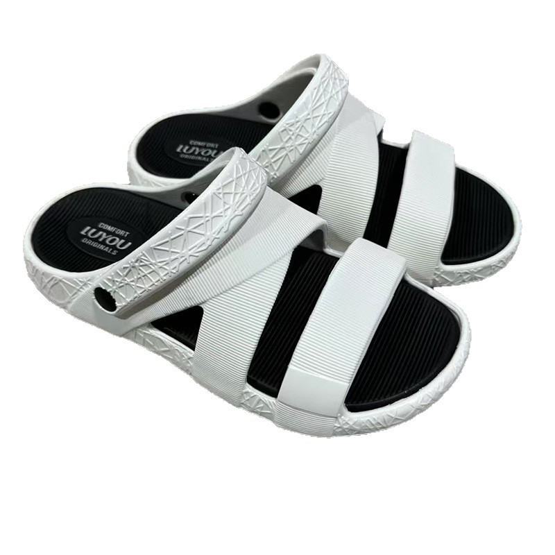 1755671227399219.jpg 雅购特拖鞋